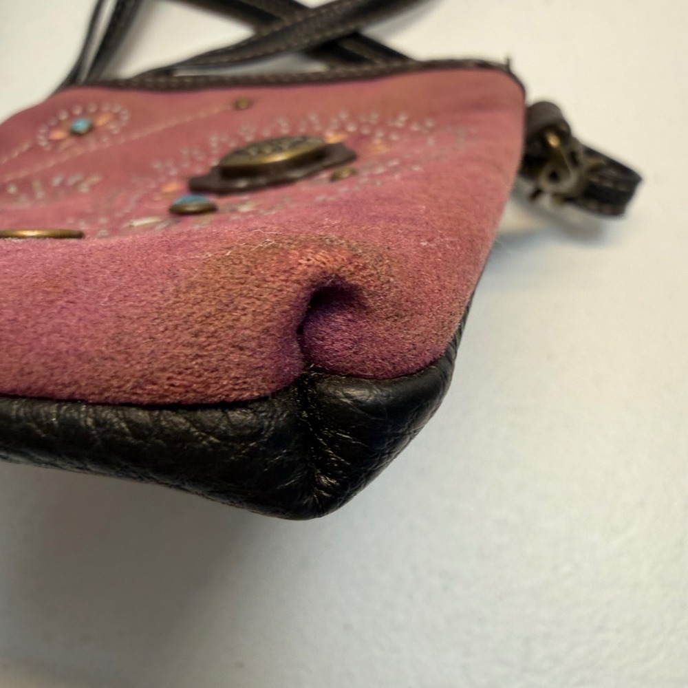 Chala Dazzled Paisley Swirl Cell Phone Corssbody Bag - Picture 9 of 16